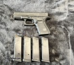 GLOCK 19C 4TH GEN EXTRA MAGS